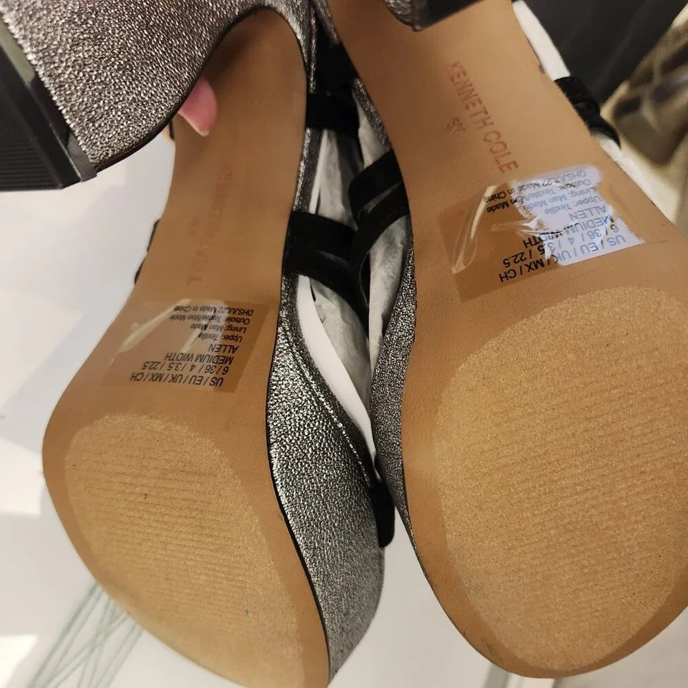Kenneth Cole New York Allen Platform Sandals. NIB. Size 5.5. Black/Silver